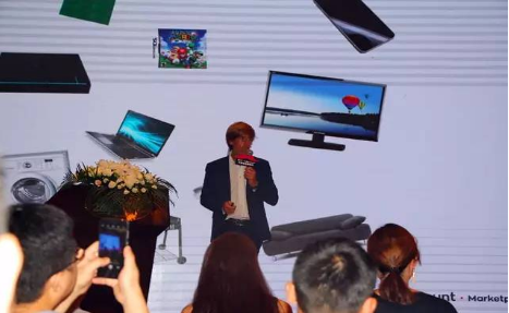 Cdiscount中华区招商负责人XiaoLei则向卖家分享了开拓法国电商市场的技巧