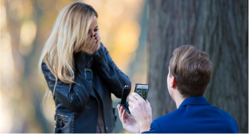 跨境電商選品 | 這款“求婚手機(jī)殼”告訴你打造爆品的3大秘訣